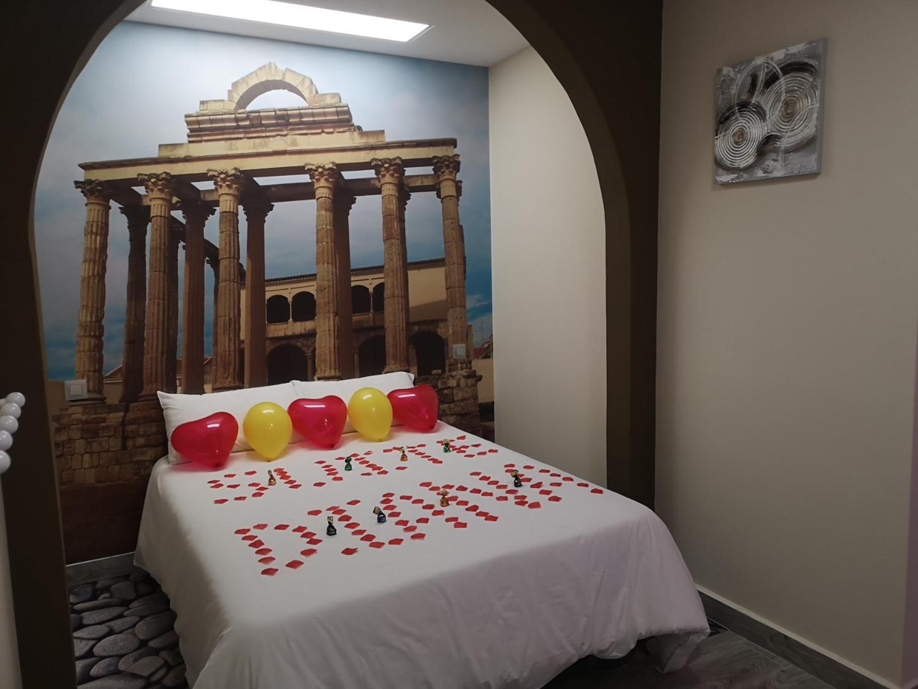 Eres Emerita "Apartamentos & Suites" Mérida Luaran gambar