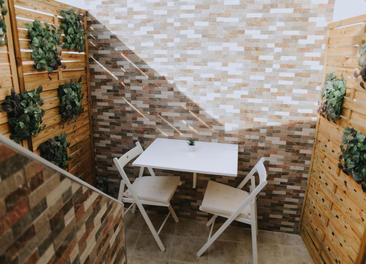 Eres Emerita "Apartamentos & Suites" Mérida Luaran gambar