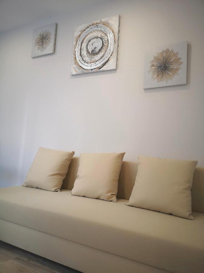 Eres Emerita "Apartamentos & Suites" Mérida Luaran gambar